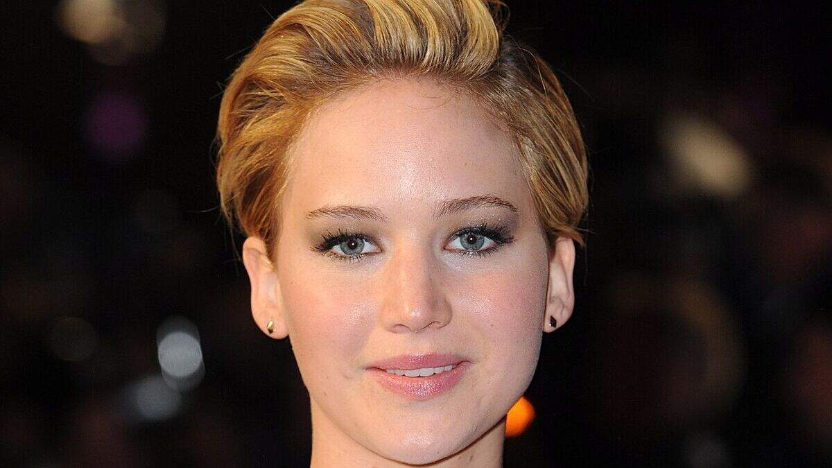 4Chan Jennifer Lawrence 'nude photo leaker' claims there are hundreds